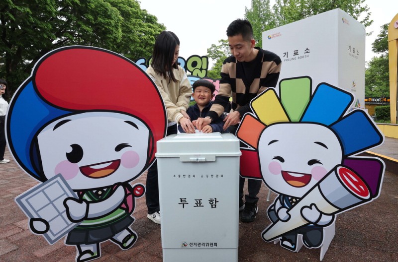 광화문·가락시장·청계광장서 출정…TV토론 18일 시작