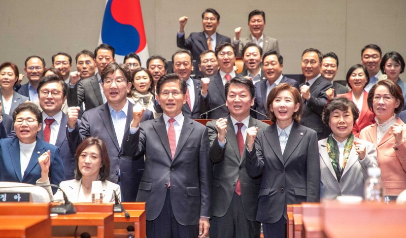 지도부 후보교체, 당원이 뒤집었다 … 金→韓→金 '롤러코스터'