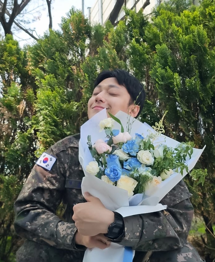 <b>이도현 전역 소감</b> “군 생활 최선 다해...더 좋은 사람 되겠다”