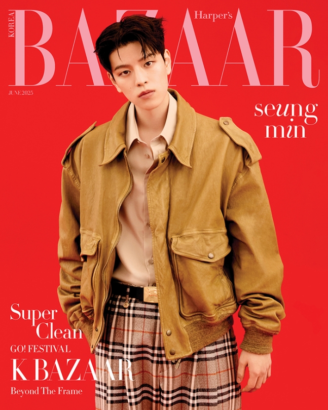 Seungmin reveals an attractive pictorial that adds a refreshing and mysterious atmosphere
