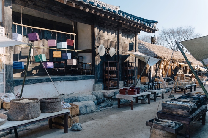 ‘<b>탄금</b>’ 오늘 공개...조보아 <b>이재욱</b> 운명에 맞선 멜로 사극