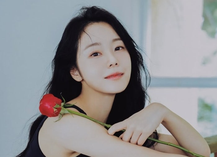 ‘투명 마스크 발명’ <b>이시원</b> 엄마 됐다…결혼 4년 만
