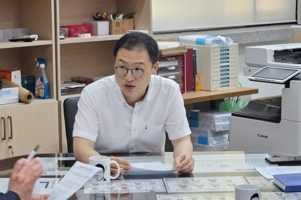 <b>이재명 지지</b> 선언한 <b>김상욱</b>…지역구 울산에서 안 보이는 까닭은