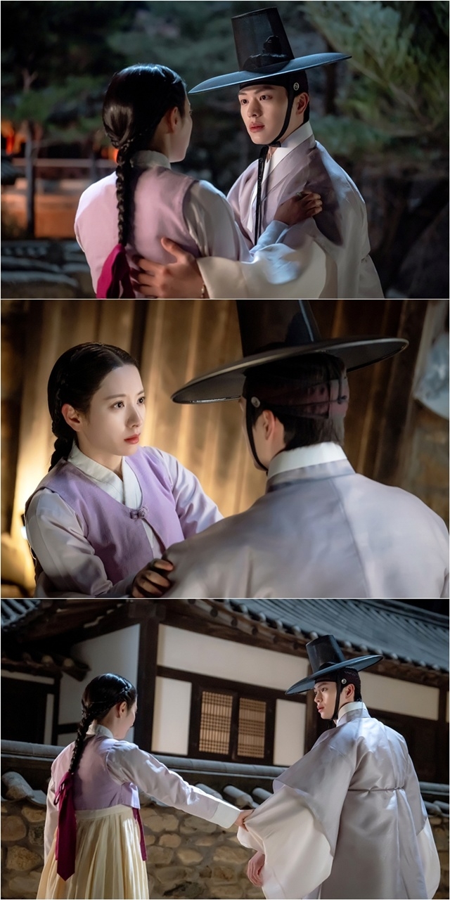 육성재·김지연, ‘심쿵 허그’ 포착...불붙은 이무기 <b>로맨스</b>(‘<b>귀궁</b>’...