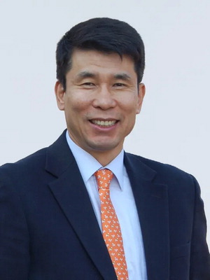 '돌고래 스파이커' 男<b>배구 전설 장윤창 별세</b>