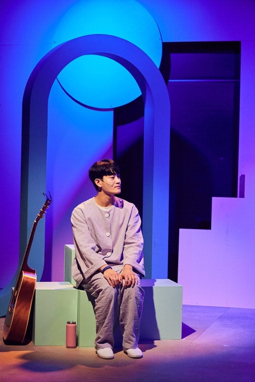 2031년, 간호로봇에게 인간다움을 배우다