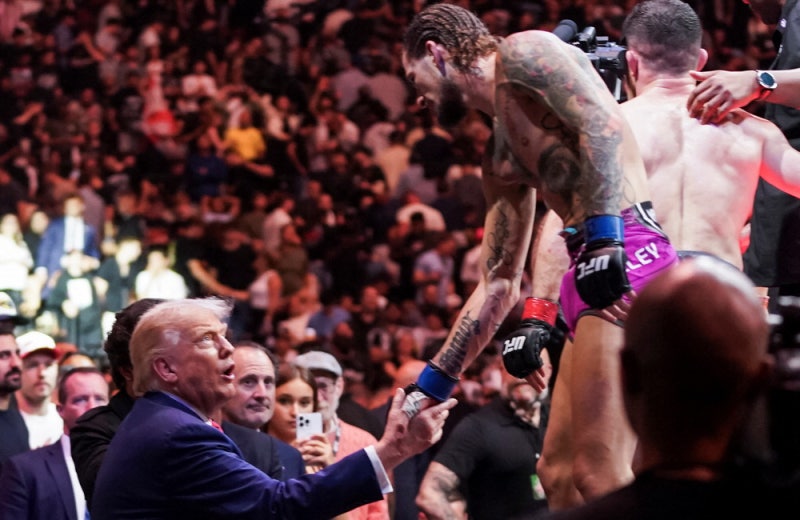 '성추행 문건' 거론 … 트럼프 역린 건드린 머스크