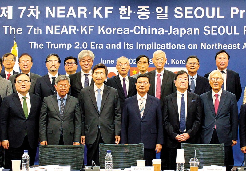 "美관세 맞서 한중일 FTA 속도를"