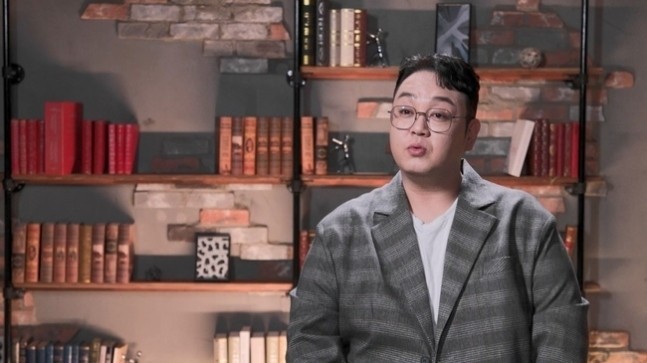 무속인 된 추억의 아역스타, ‘프랑스 <b>입양</b>’ <b>친동생</b> 찾았다