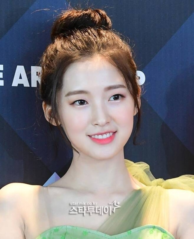 ‘<b>오마이걸</b>’ <b>아린</b>, 자립청년 위해 2000만원 <b>기부</b>