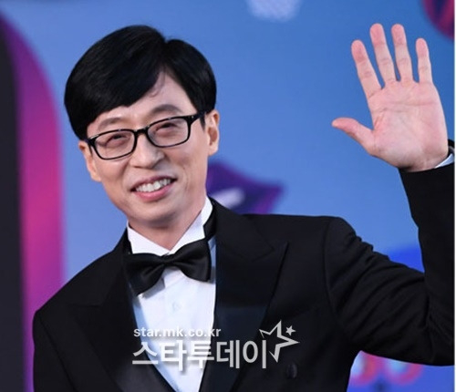 <b>유재석</b>, <b>청소년</b> 생리대 지원 위해 5천만원 <b>기부</b>