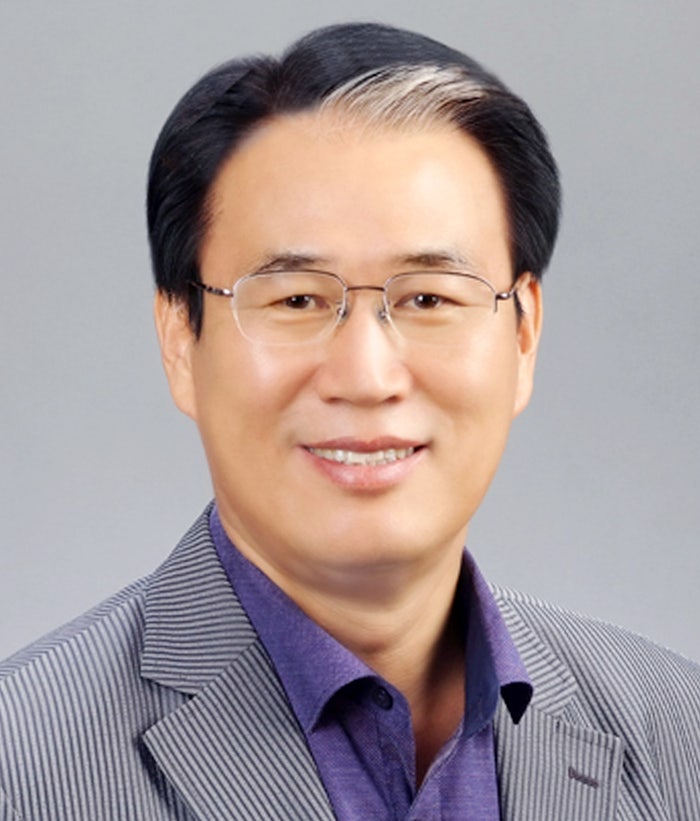 [단독] 권오을 <b>보훈</b>부장관 후보자 “G20 국격에 맞는 <b>보훈</b>…3대까지 혜...