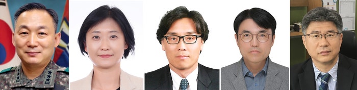 [속보] <b>차관</b> 인사…국방 이두희·복지1 이스란·환경 <b>금한승</b>·고용 권창...