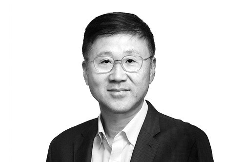 [이진우칼럼] OECD, 서울대, 강남아파트가 나라를 병들게 한다