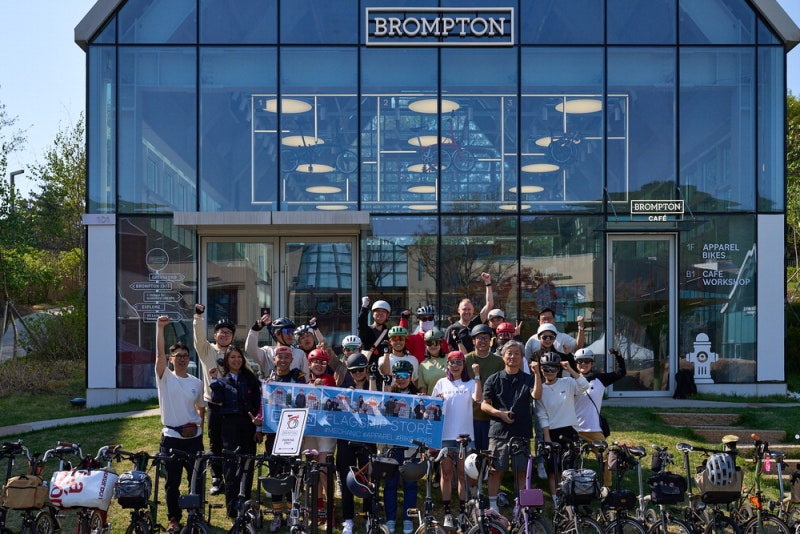 英 프리미엄 자전거 '브롬톤' 라이딩족 팬심에 잘나가네