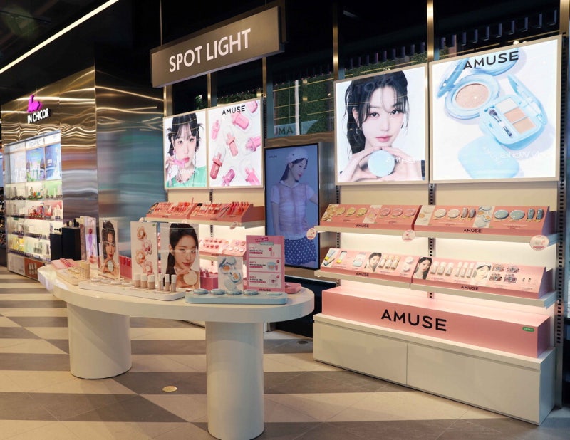 강남 한복판에 신개념 '뷰티 편집숍'…"AI가 맞춤 꿀템 알려드려요"