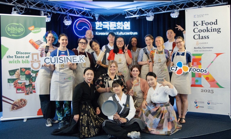 [포토] CJ제일제당, 유럽에서 한식 요리교실