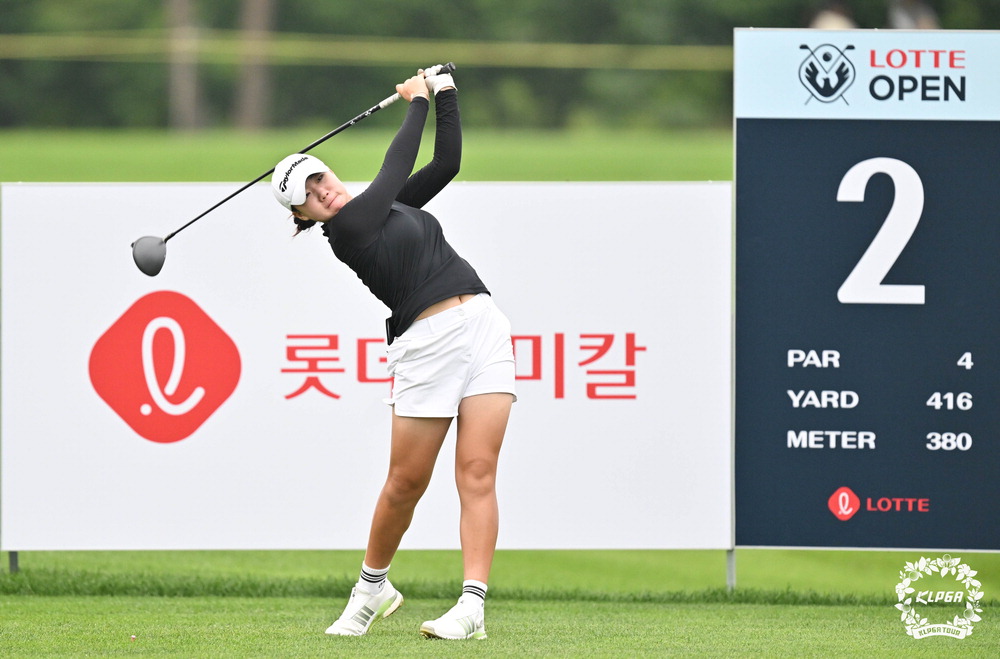 프로대회서 6언더파 '무서운 중3' 안윤주