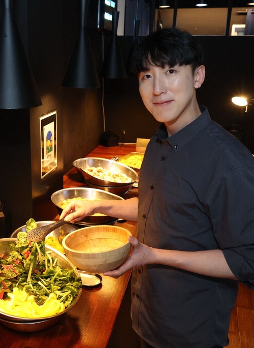 대학 포기하고 뛰어든 사업 나만의 샐러드로 인기 폭발