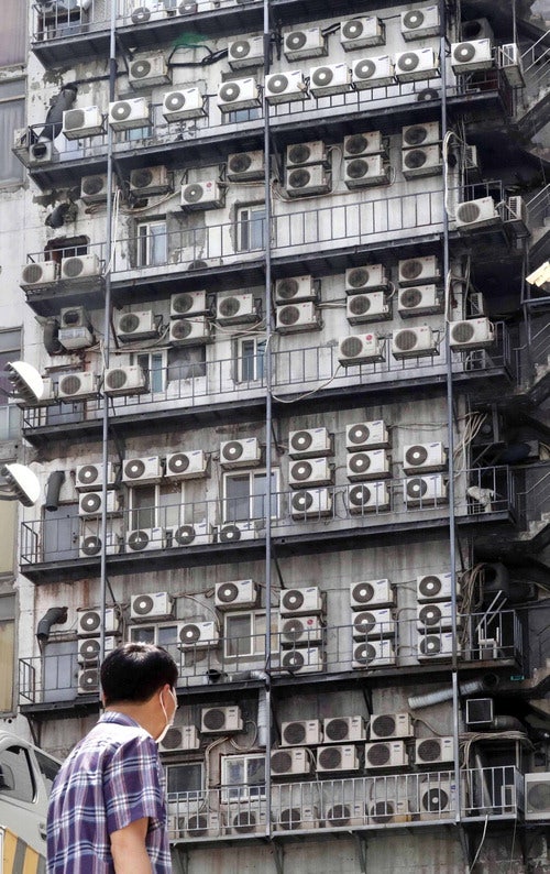 서울 첫 폭염경보…에어컨 화재·열사병 주의보