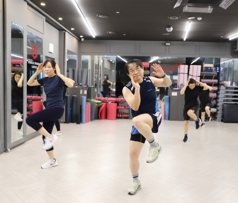 [명사들의 백세 건강법] 10시간 뇌수술 버틸 정신력…암벽등반서 단련