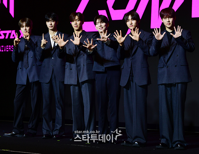 [포토] 그룹 <b>몬스타엑스</b>, <b>데뷔 10주년</b>