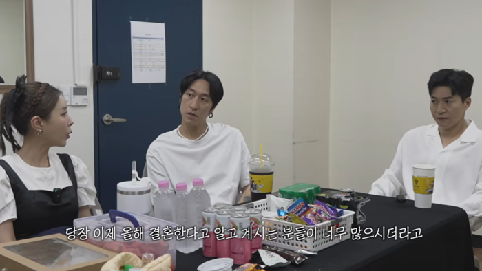 <b>신지</b>, 문원 논란 후...“<b>공황장애</b> 약 먹어, 결혼 아직 멀었다”