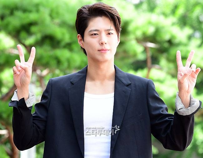 박보검 <b>K-브랜드지수</b> 배우 1위...<b>추영우</b> 2위