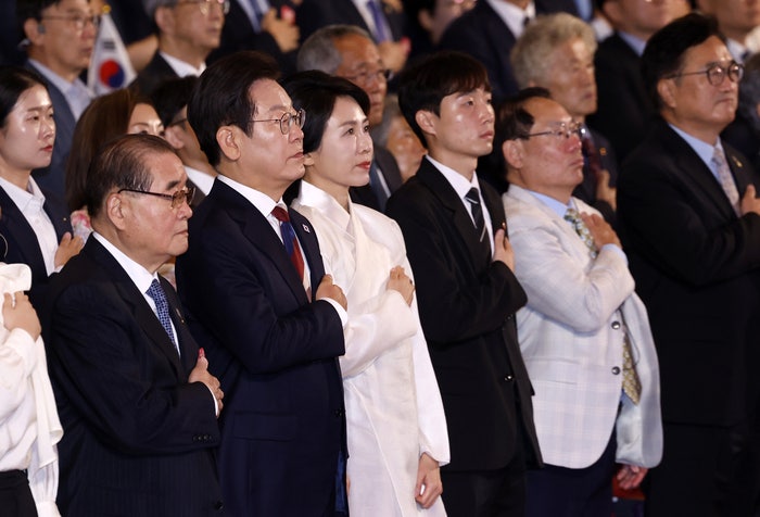 [속보] <b>이재명</b> 대통령 “일본과 상생협력...북한 흡수통일 않을 것”