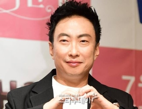 <b>박명수</b>, <b>김종국 결혼</b> 발표에 “다들 왜 이렇게 결혼을 하냐, 힘들게”