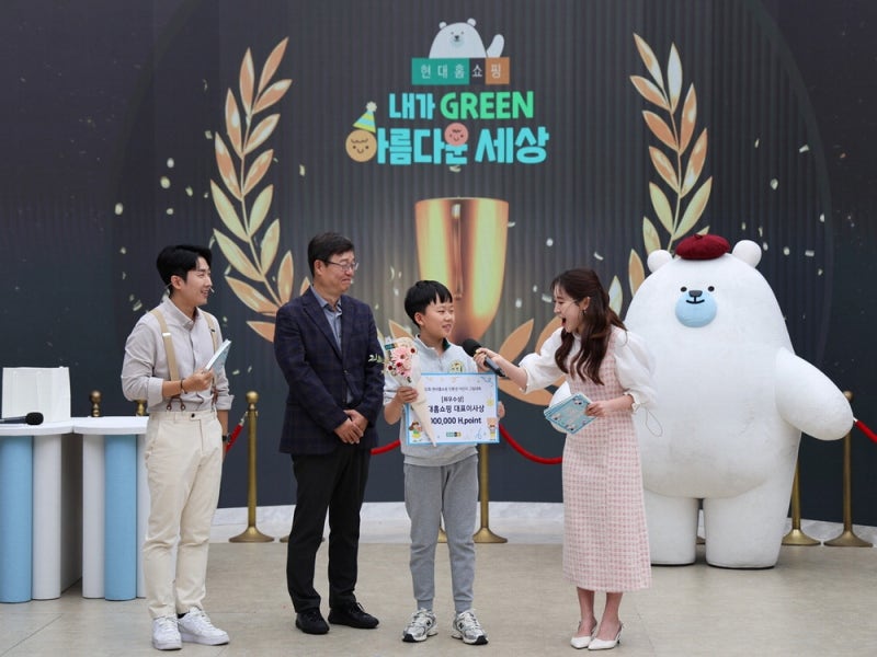 현대백화점, 전국 곳곳서 고객과 함께 숲 조성 앞장