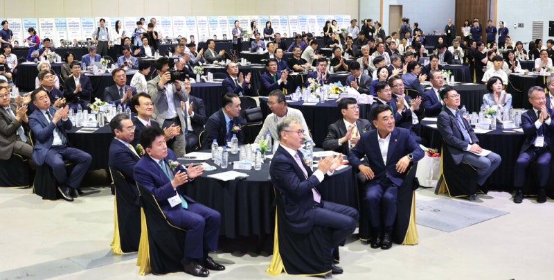 "울산을 대한민국 AI 수도로"… 경영관련 50개 학회 머리 맞댔다
