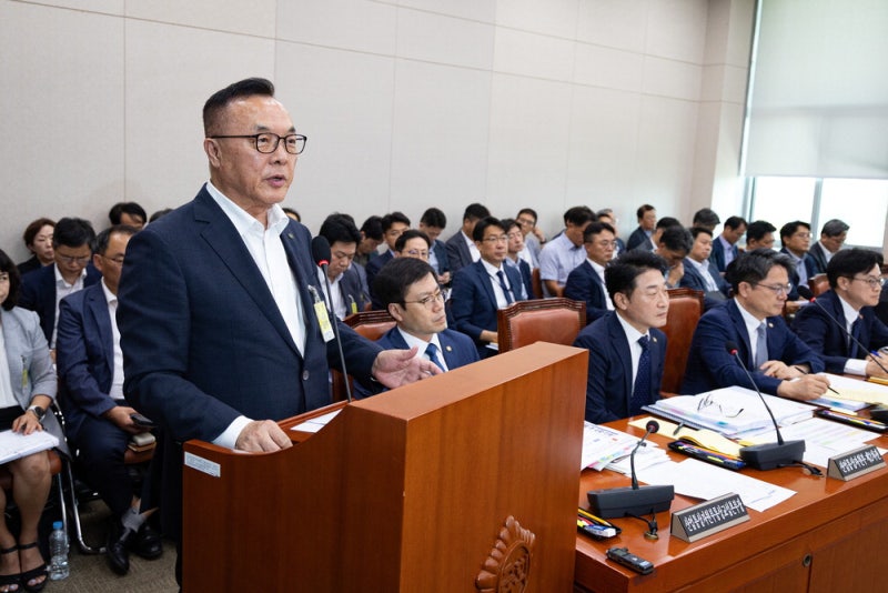 유럽 접는 한수원…폴란드 원전사업 철수