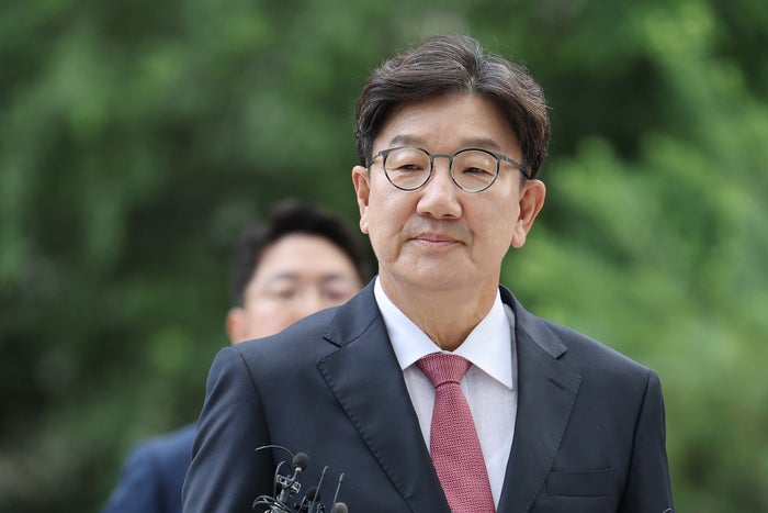 [속보] 김건희 특검, <b>권성동 구속영장</b> 청구