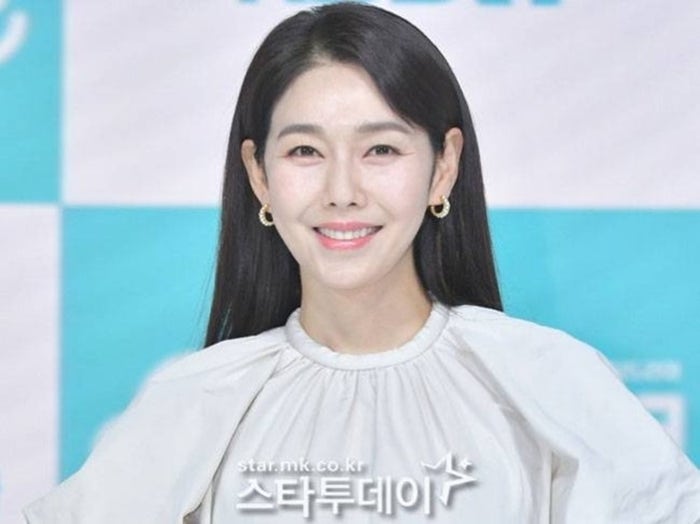 “남겨질 아이들 걱정에”…이혼설 해명한 여배우, 8년 만 <b>암 투병 고백</b>