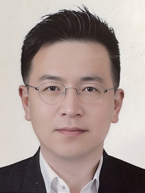 낡은 틀에 갇혀 배척하기 일쑤 … 외부인재 쫓아내는 '노루배꼽' [정해주의 인사쟁이가 바라본 세상]