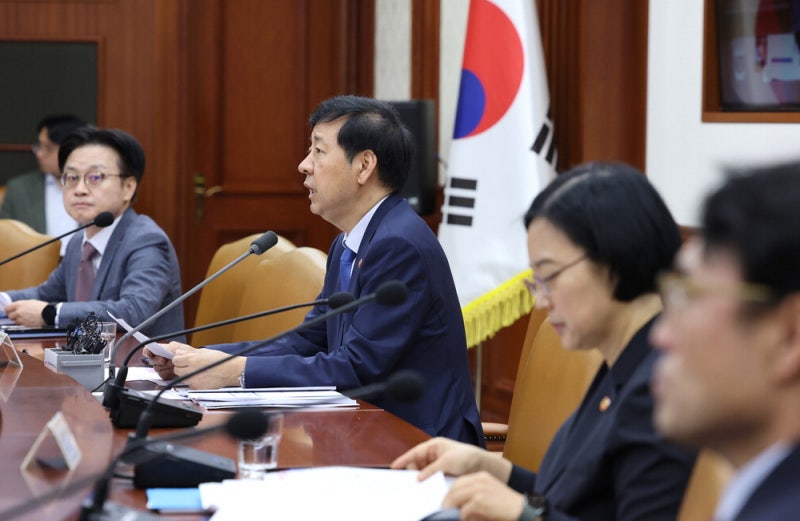 美관세 피해기업에 정책금융 10배 확대…철강 5700억 핀셋지원도