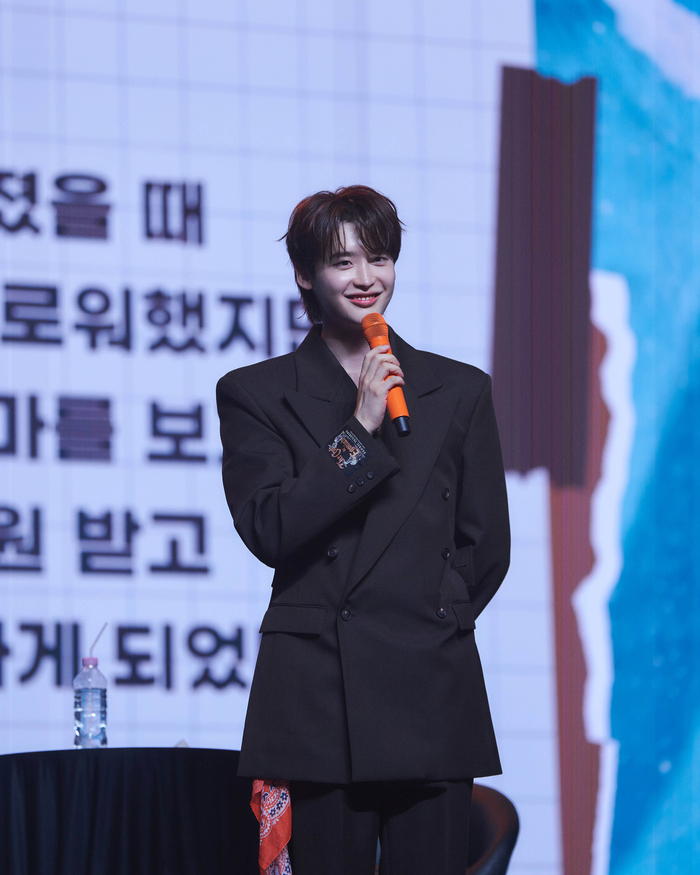 <b>이종석</b> 아시아 <b>팬미팅</b>…‘위플래시’까지 180분 꽉 채웠다