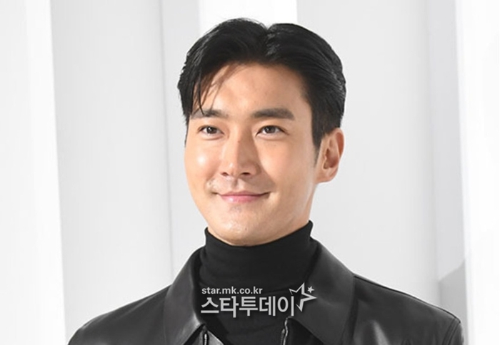<b>최시원</b>, 故<b>찰리커크 추모 논란</b>에 해 “정치성향 떠나 비극”