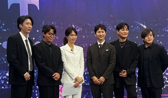 ‘뉴스룸’에 출연한 H.O.T..사진| SNS