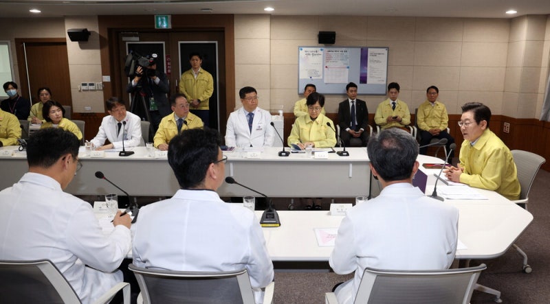자주파-동맹파 논란에 … 위성락 "난 무슨 파 아니다"