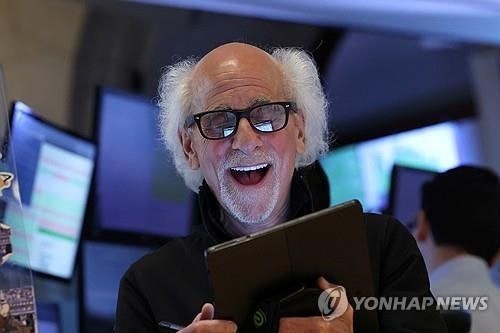 연방정부 셧다운에도...<b>AMD</b> 불기둥에 <b>나스닥</b> 최고가 [월가월부]