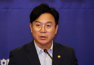 항공사등 50개社 산재위험 … 고용노동부, 노동감독 착수