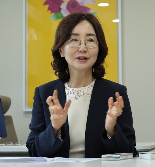 "TV·숏폼 중독, 치매위험 높아집니다"