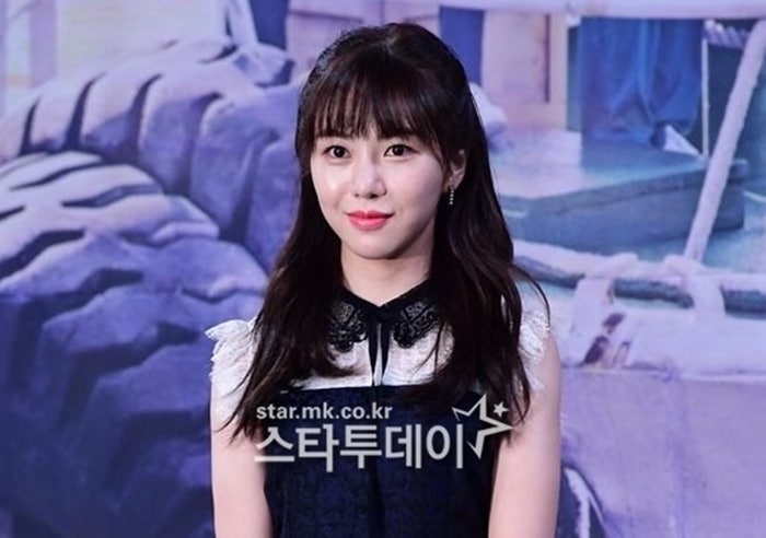 “언니가 유방암”…AOA 출신 <b>권민아</b>, <b>W코리아 술파티</b> 저격