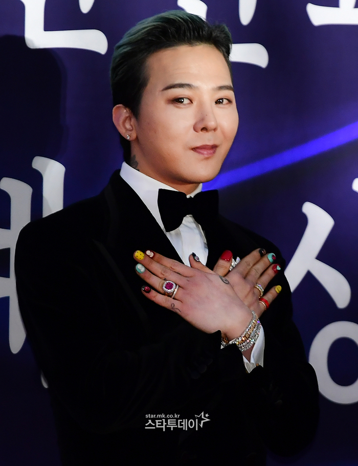 [포토] <b>지드래곤</b>, <b>문화훈장</b> 받는 날