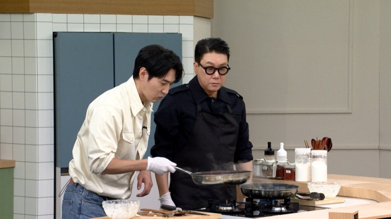 [MBN] 데니안, 새 MC로 나와 요리 도전