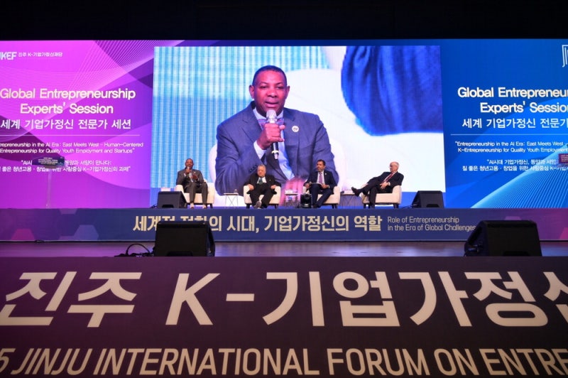 "AI 혁신, 속도보다는 포용이 핵심 … 기업가정신이 밑바탕 돼야"