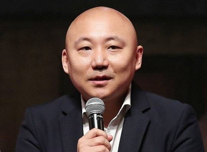 <b>주호민</b>, <b>허위사실 유포</b> 법적 대응…“인생 하드모드 만들지 말길”