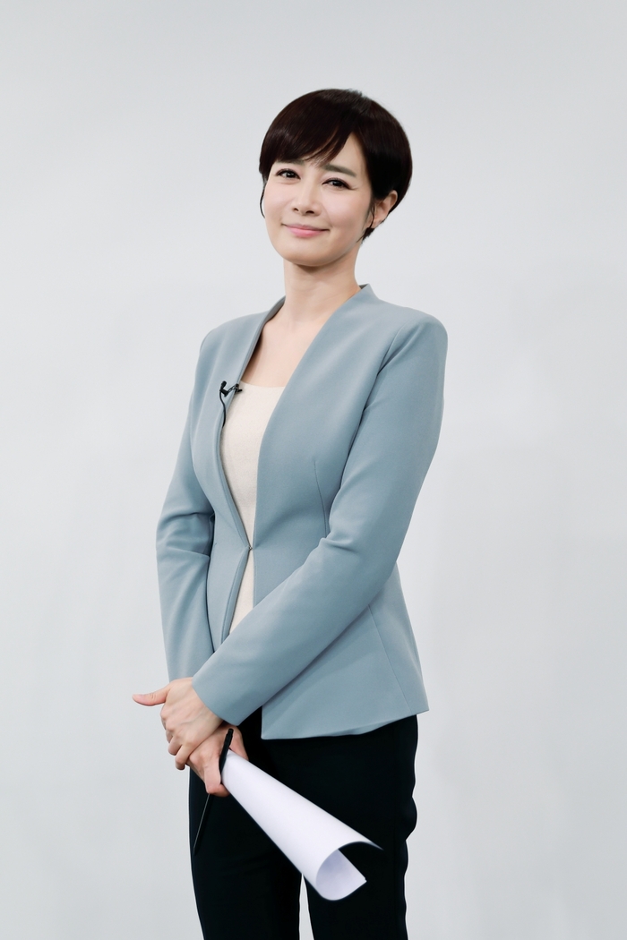 MBN <b>김주하</b> 앵커, 생애 첫 토크쇼 진행한다…‘<b>데이앤나잇</b>’ 11월 22일 첫...